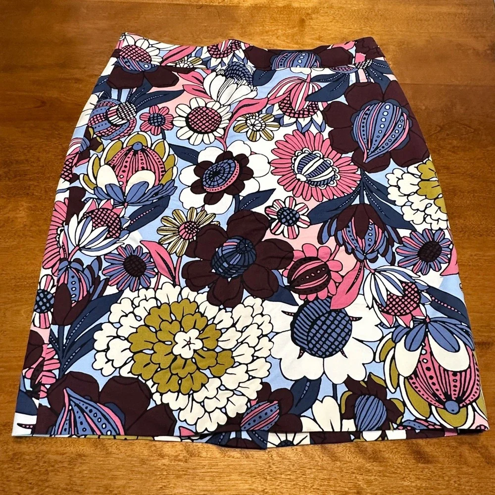 Ann Taylor Factory Floral Pencil Skirt Blue‎ Pink Burgundy Size 10 - Picture 9 of 12